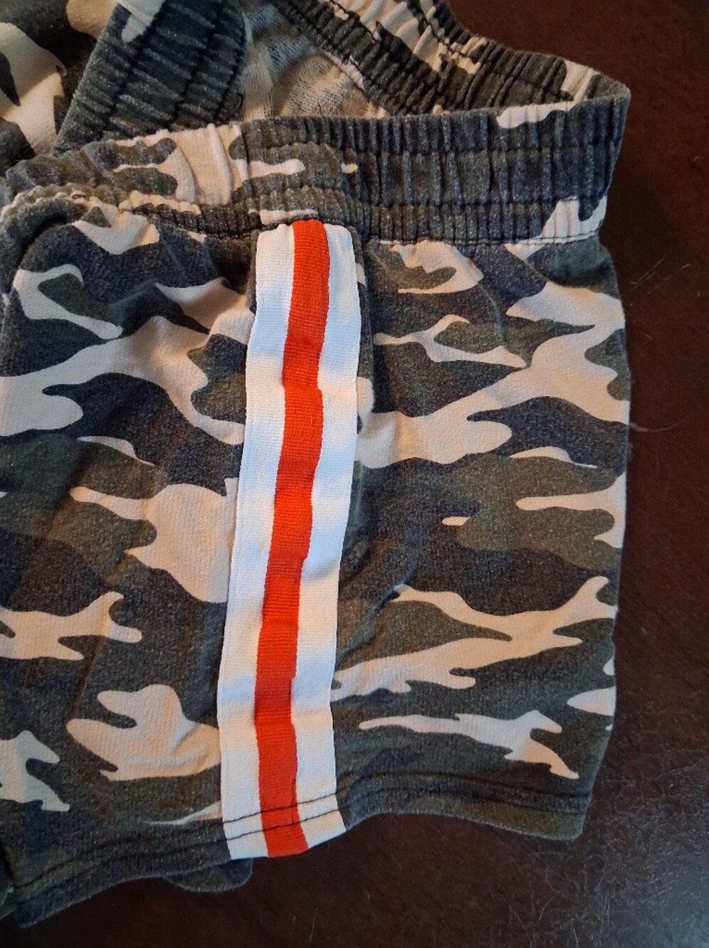 Bobbie Brooks Ladies Camo-Pattern Athletic Shorts in Green and White - Picture 4 of 5